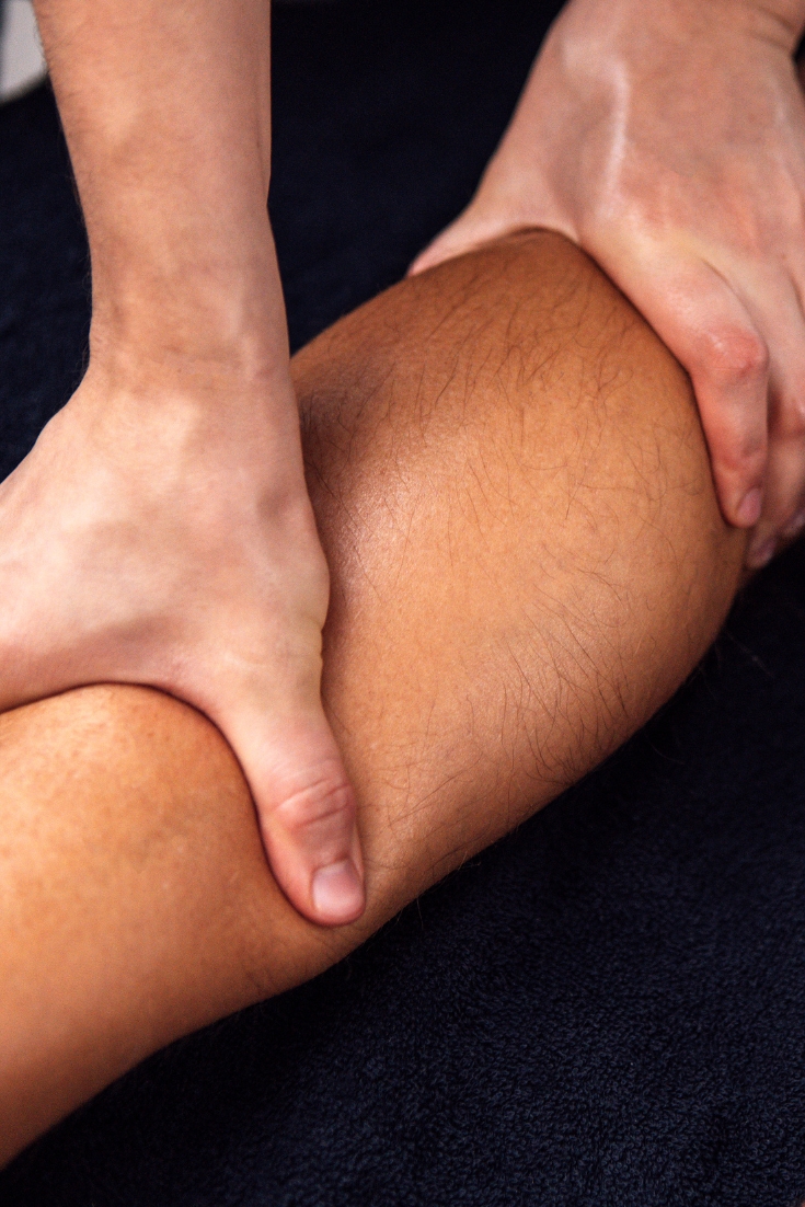 Uvolňující masáž nohou pro sportovce i unavené svaly | Masáže Osma